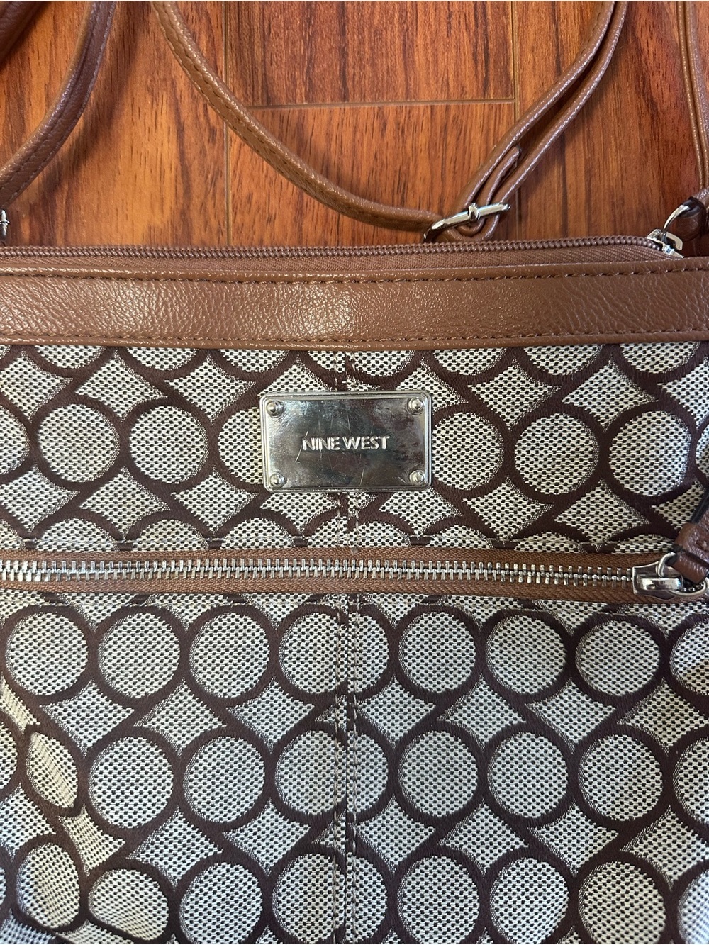 Nine West Brown and Cream Signature Crossbody Bag - Picture 2 of 4